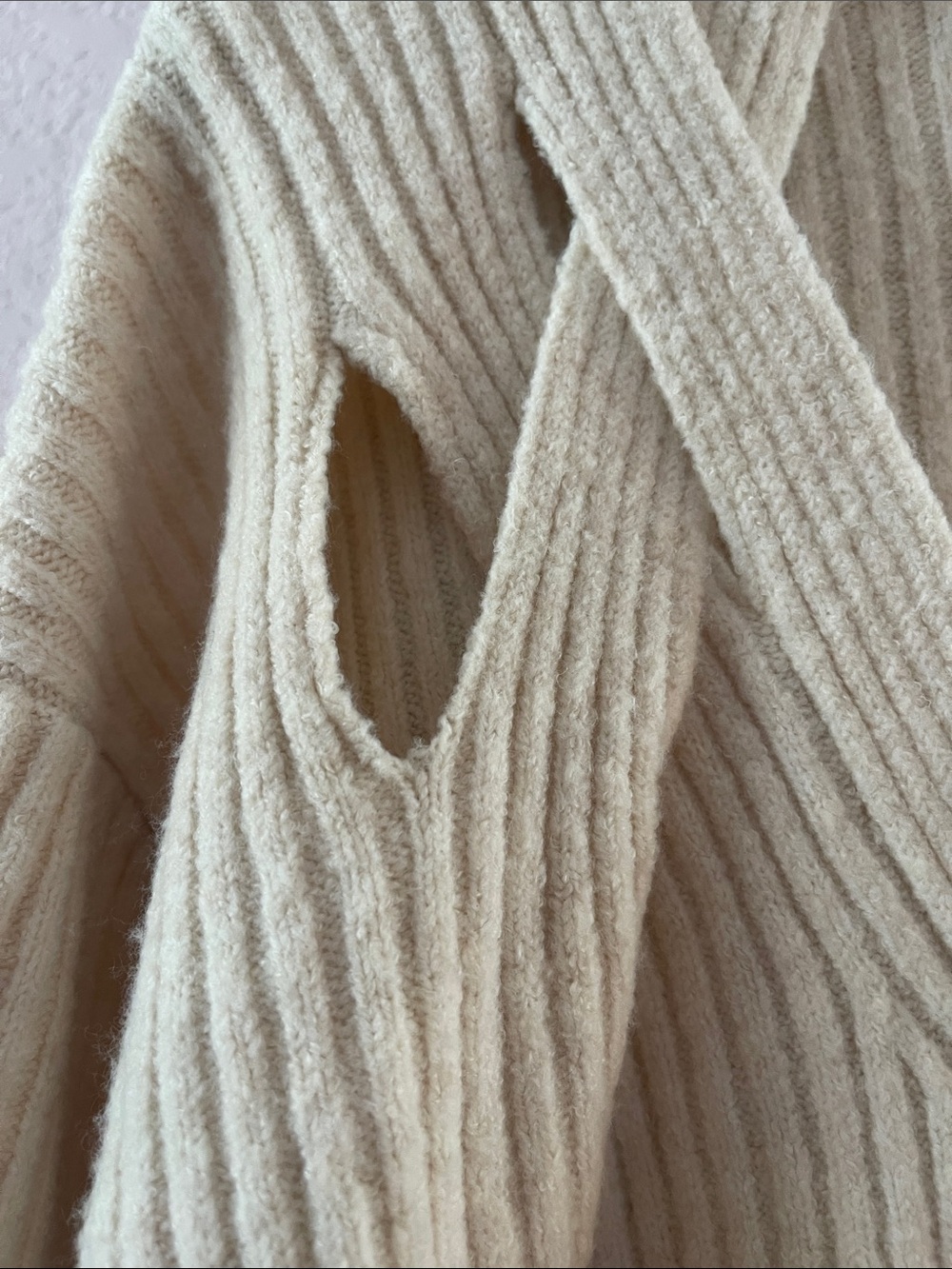 Express Women's Beige Ribbed V-Neck Button Cardigan - Picture 3 of 6
